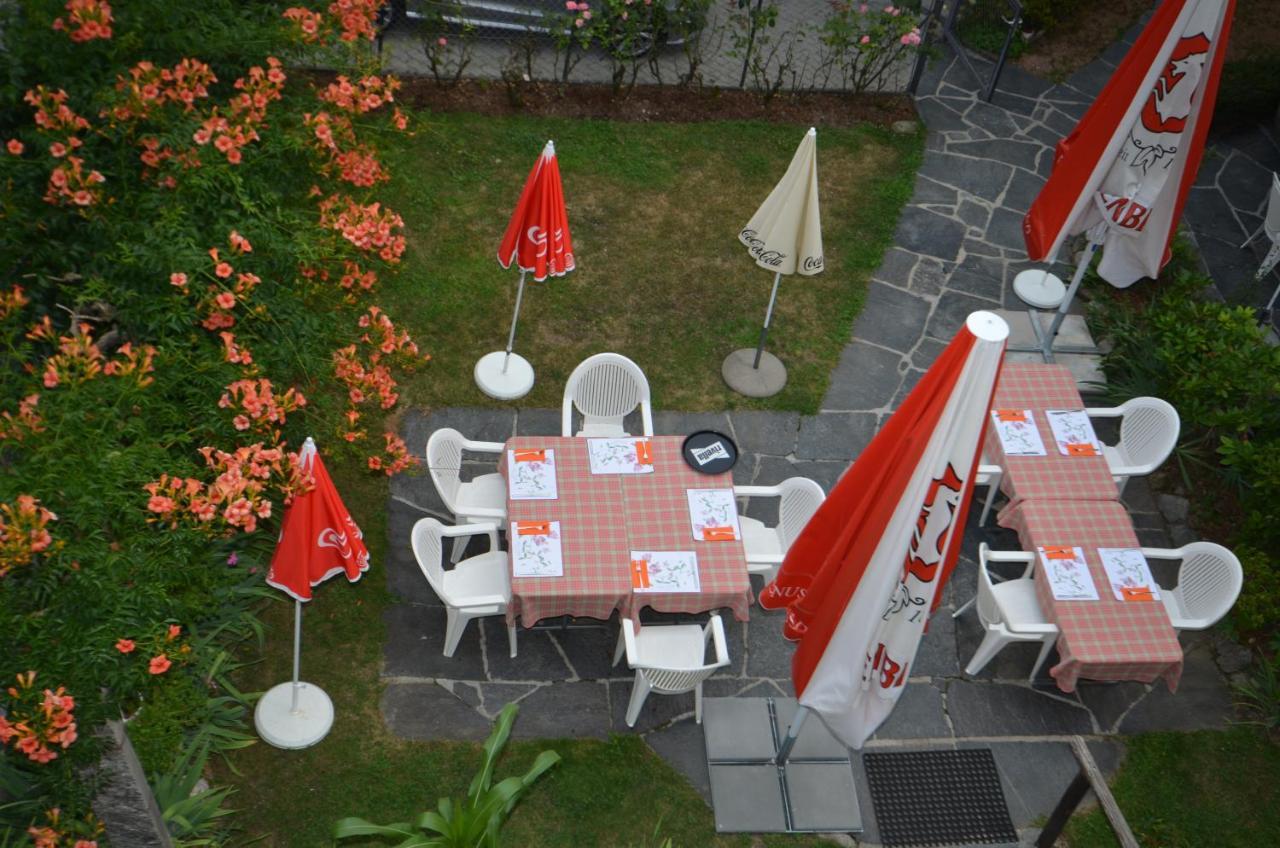 Hotel Pensione Serena Purasca Zewnętrze zdjęcie
