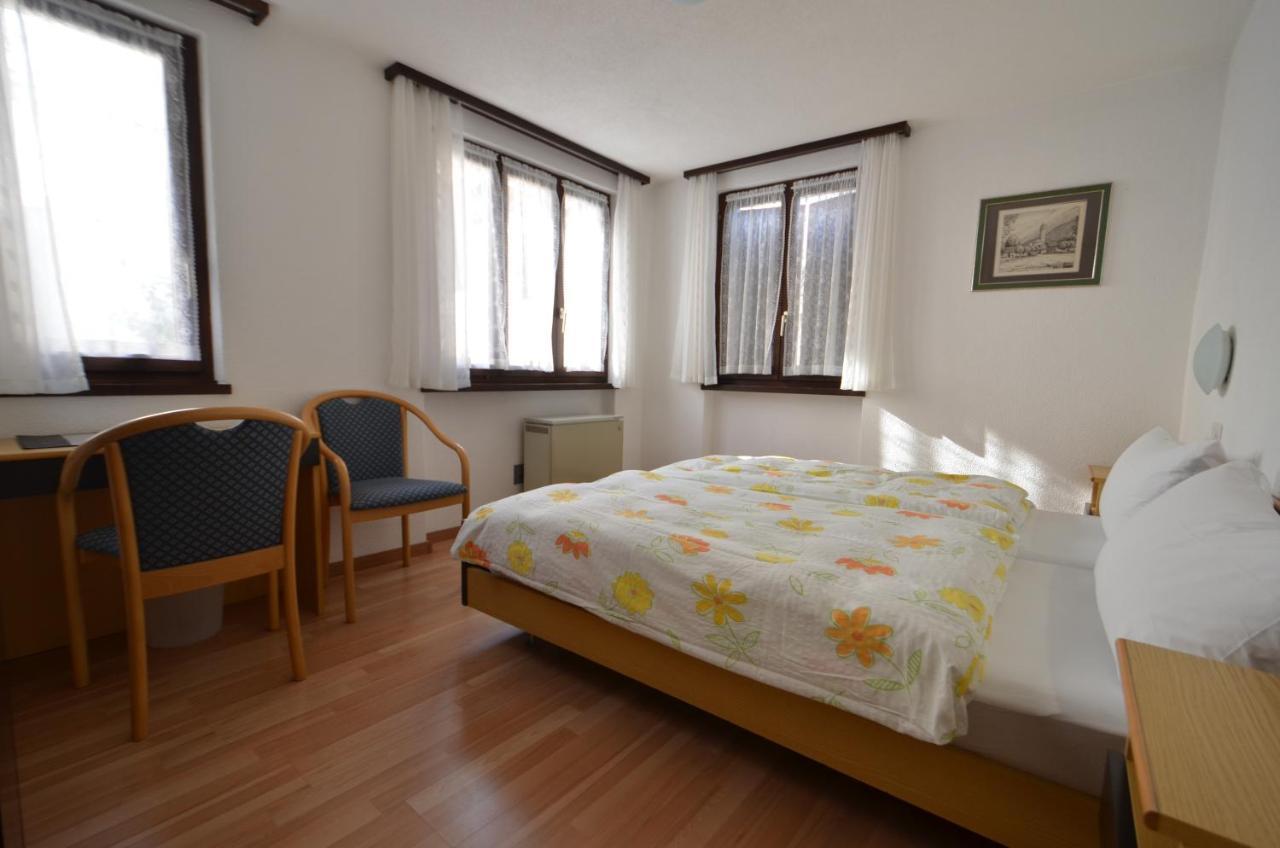 Hotel Pensione Serena Purasca Zewnętrze zdjęcie