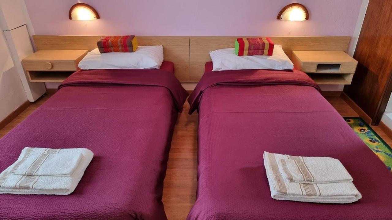 Hotel Pensione Serena Purasca Zewnętrze zdjęcie