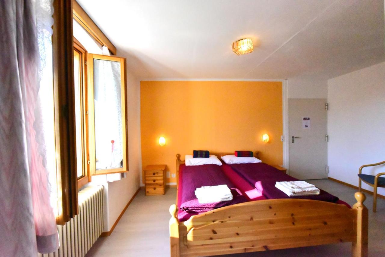 Hotel Pensione Serena Purasca Zewnętrze zdjęcie