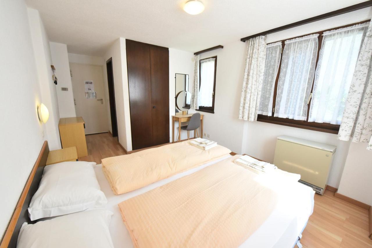 Hotel Pensione Serena Purasca Zewnętrze zdjęcie