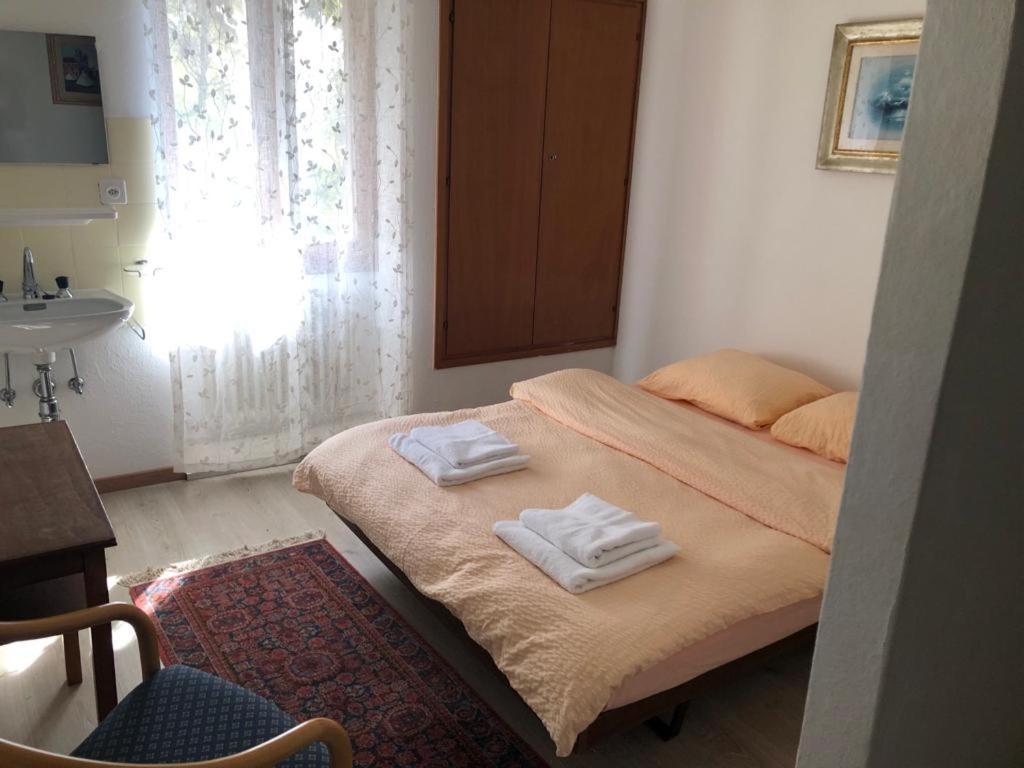 Hotel Pensione Serena Purasca Zewnętrze zdjęcie