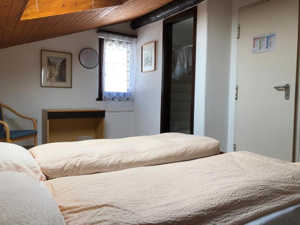Hotel Pensione Serena Purasca Zewnętrze zdjęcie