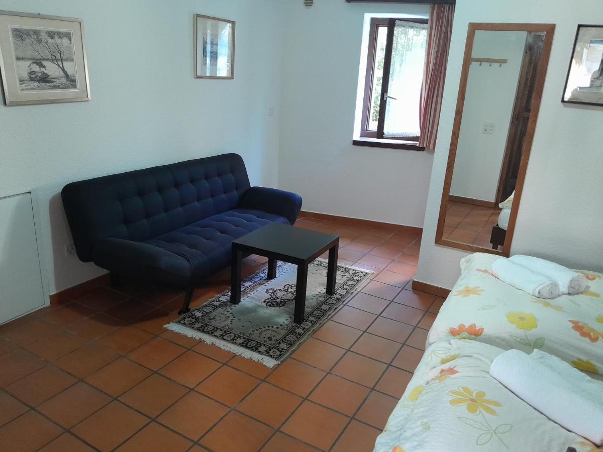 Hotel Pensione Serena Purasca Zewnętrze zdjęcie