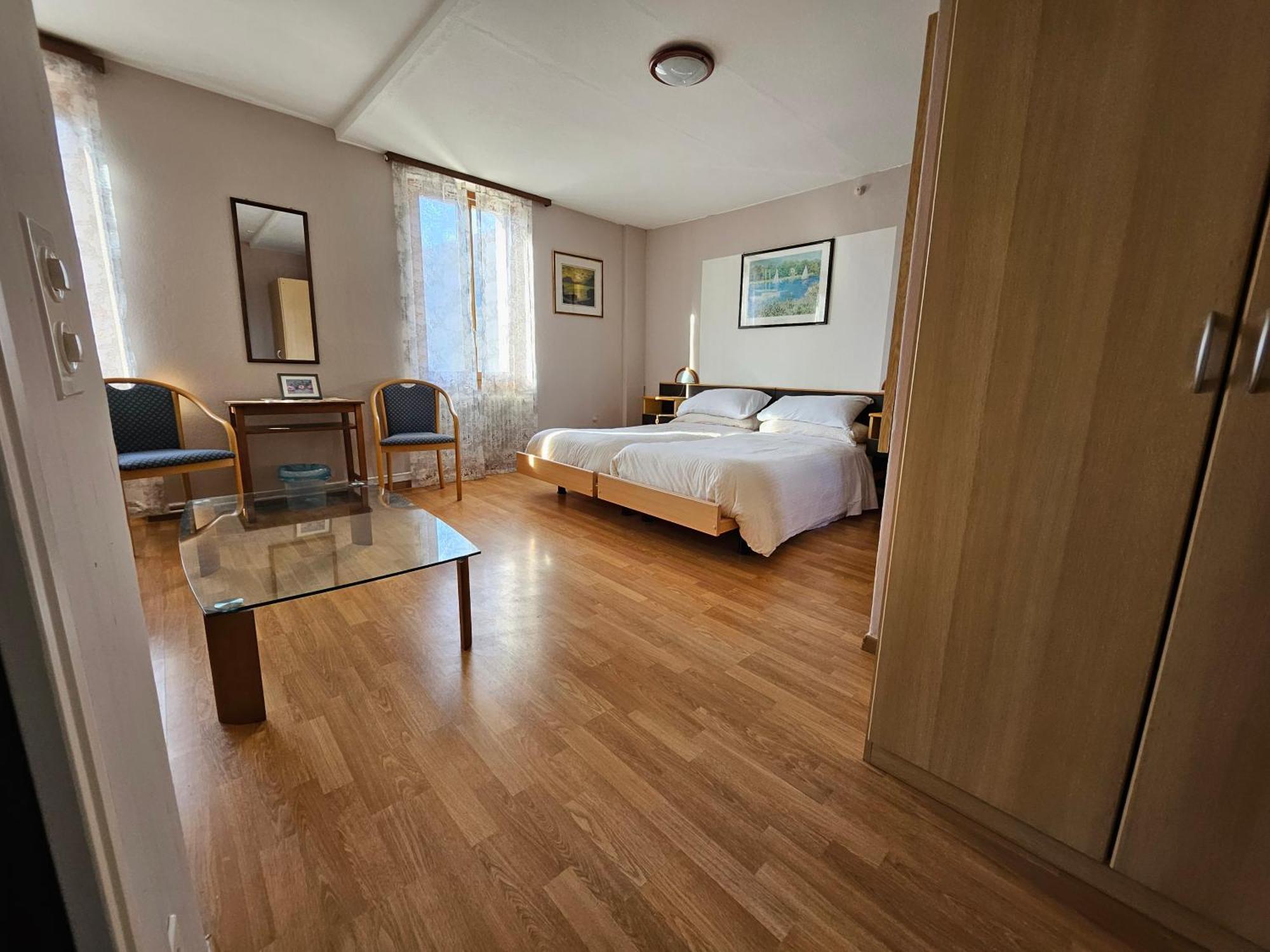 Hotel Pensione Serena Purasca Zewnętrze zdjęcie